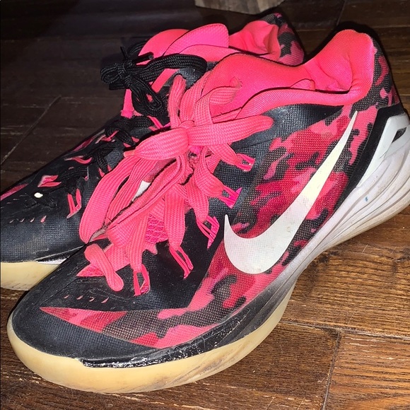 Men’s black and pink Nike’s - Picture 2 of 4